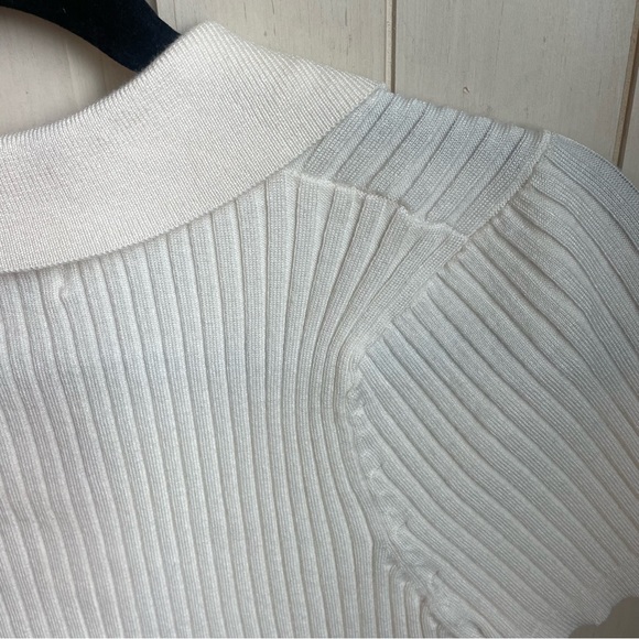 Cropped Collared Sweater - Picture 8 of 10